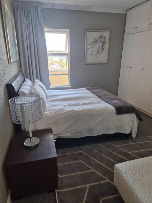 Apartment Seapoint Sunset Cape Town