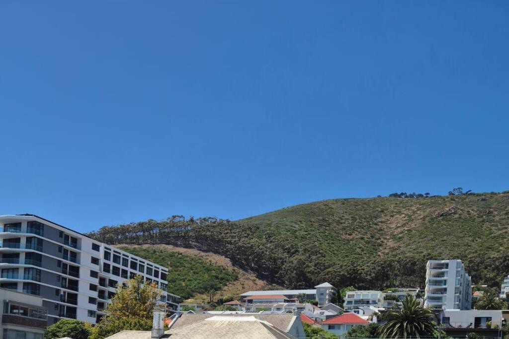 Seapoint Sunset Apartment Cape Town